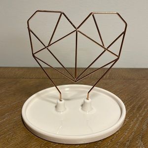 Heart shaped Jewlery Stand with plate gold and white small